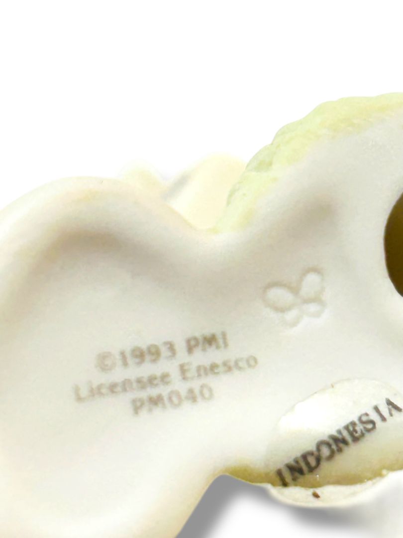 1993 Enesco Precious Moments Ornament "Loving, Caring, Sharing . . ." PM040