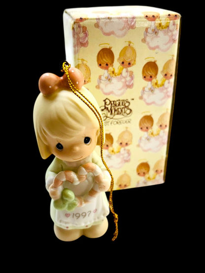 1997 Enesco Precious Moments Ornament "Can You Join Us . . ." #272698