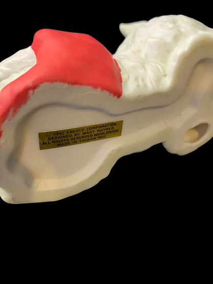 1992 Enesco Holiday Figurine Kitty Cat Santa Hat Ball of Yarn 4"L