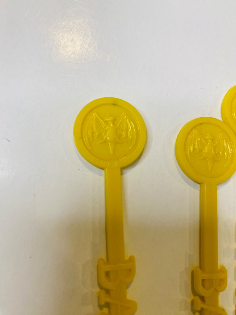 Lot of 8 Vintage Bacardi Yellow Plastic Swizzle Cocktail Sticks Stirrers 6.25"