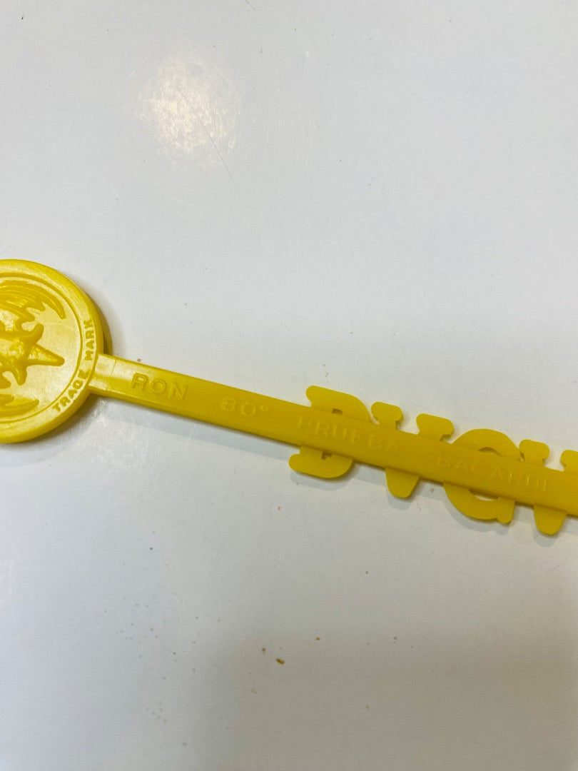 Lot of 8 Vintage Bacardi Yellow Plastic Swizzle Cocktail Sticks Stirrers 6.25"