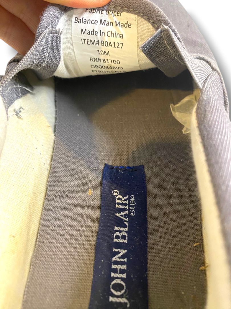 Size 10M John Blair Mens Gray Canvas Slip On Sneakers