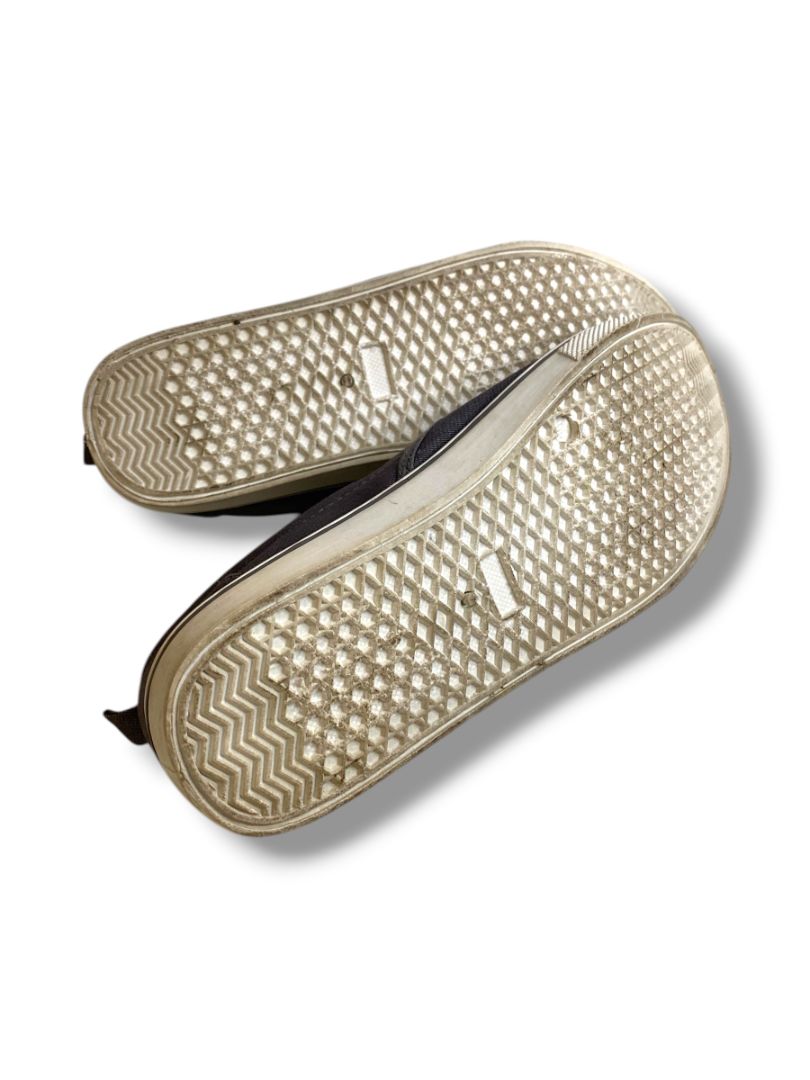 Size 10M John Blair Mens Gray Canvas Slip On Sneakers