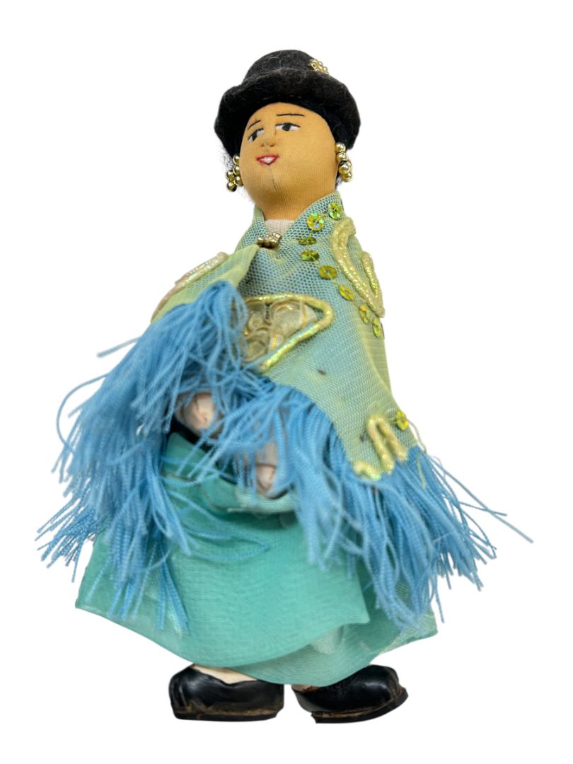 Lot of 4 Bolivian Soft Scult Dolls 7" Folk Art Grandpa Woman
