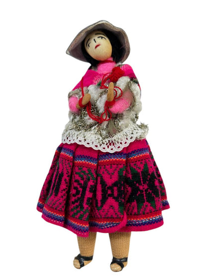 Lot of 4 Bolivian Soft Scult Dolls 7" Folk Art Grandpa Woman