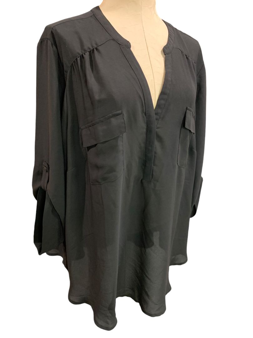 Size 5X Torrid Womens Black Blouse Shirt Pockets Roll Tab Sleeve