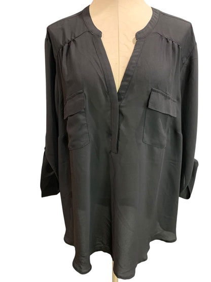 Size 5X Torrid Womens Black Blouse Shirt Pockets Roll Tab Sleeve