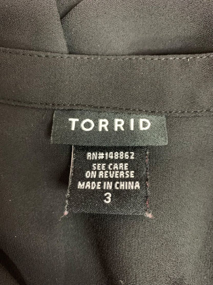 Size 5X Torrid Womens Black Blouse Shirt Pockets Roll Tab Sleeve