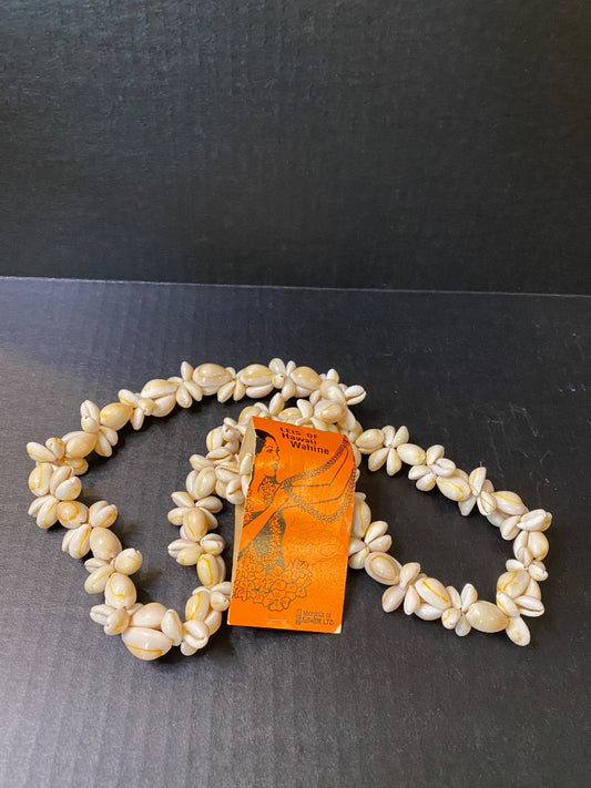 Vintage Leis of Hawaii Wahina Souvenir Shell Necklace with Tag Made in Philippines