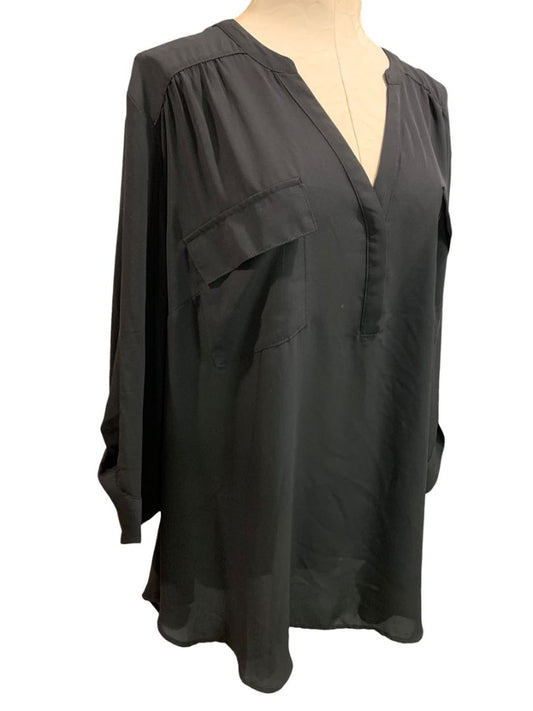 Size 5X Torrid Harper Blouse Shirt Womens Black Roll Tab Sleeve