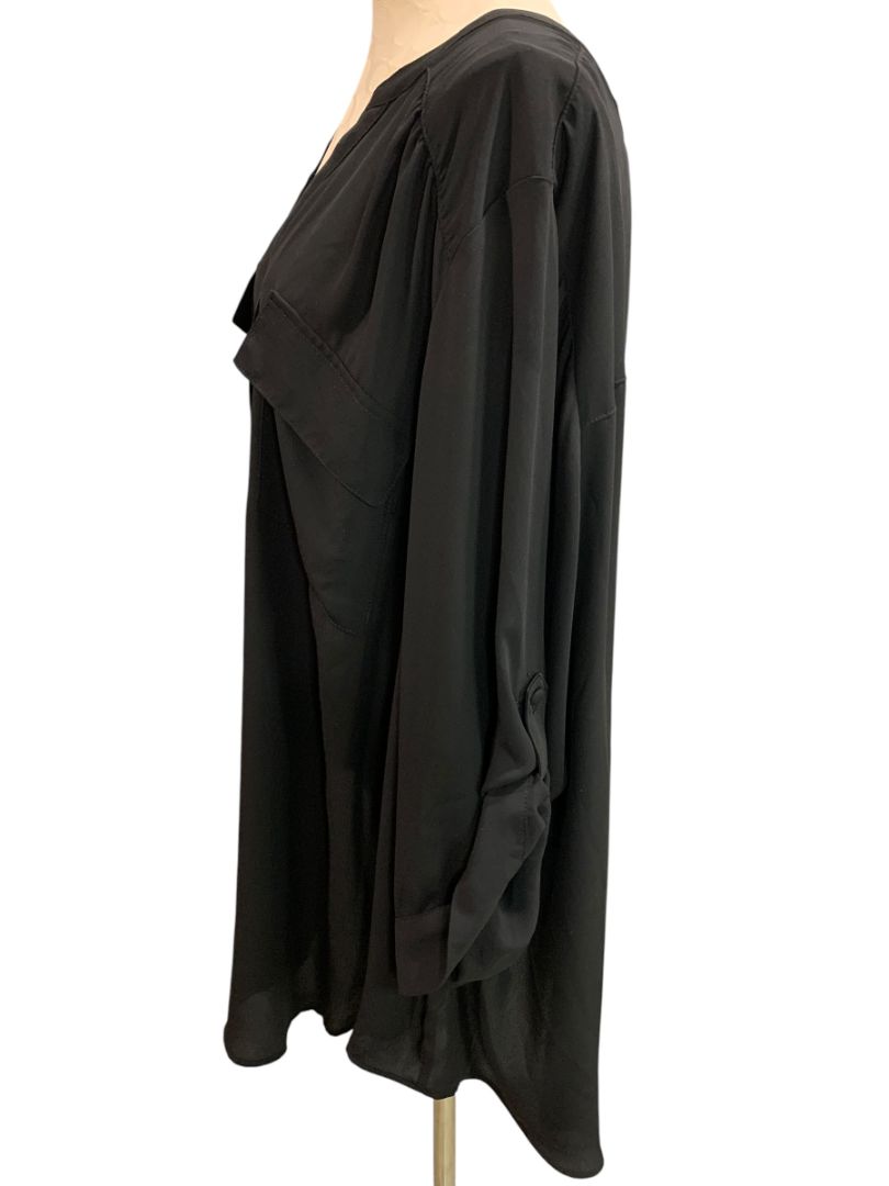 Size 5X Torrid Harper Blouse Shirt Womens Black Roll Tab Sleeve