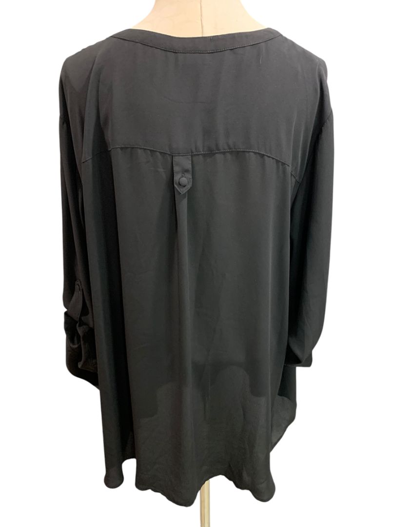 Size 5X Torrid Harper Blouse Shirt Womens Black Roll Tab Sleeve