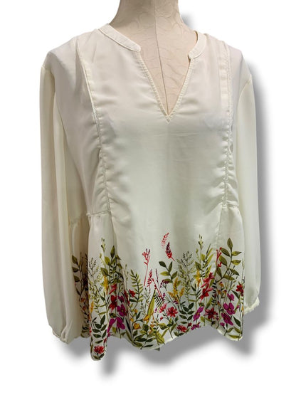 Size XL Old Navy Womens Pullover Cream Blouse Shirt Floral Hem Pattern