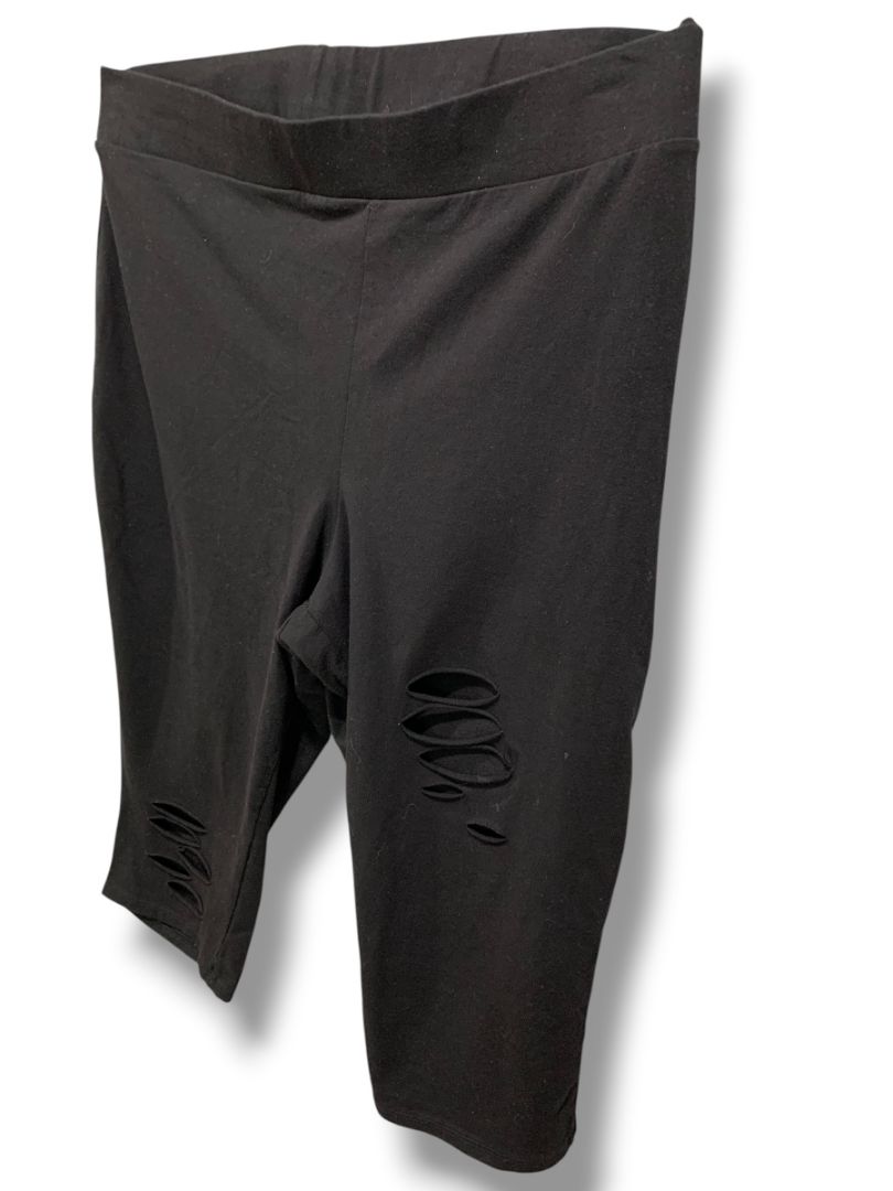 Size 4X Torrid Womens Black Distressed Leggings Below Knee 18" Inseam
