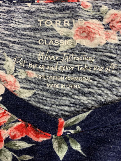 Size 3X Torrid Womens Navy Blue Tshirt Rose Print V-Neck Classic Fit