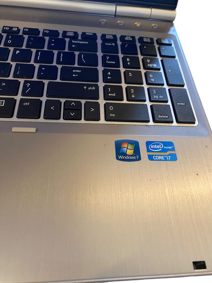 HP EliteBook 8570p Laptop Computer Intel Core i7 Windows 7 15"