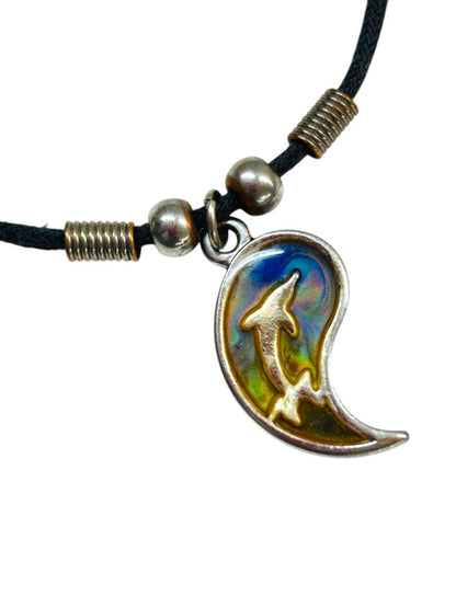 Set of 2 Cord Necklaces Lizard Beaded Pendant Hook Closure 15-16"