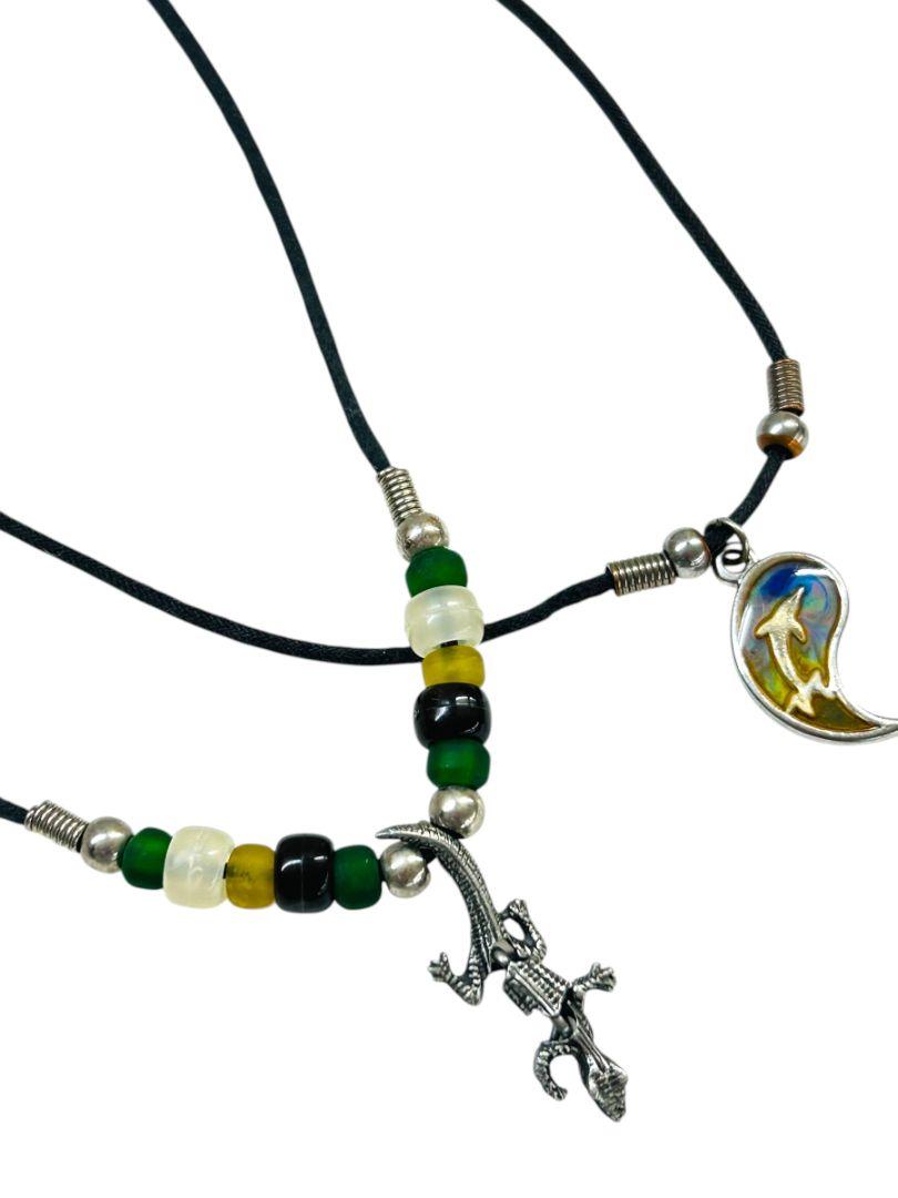 Set of 2 Cord Necklaces Lizard Beaded Pendant Hook Closure 15-16"