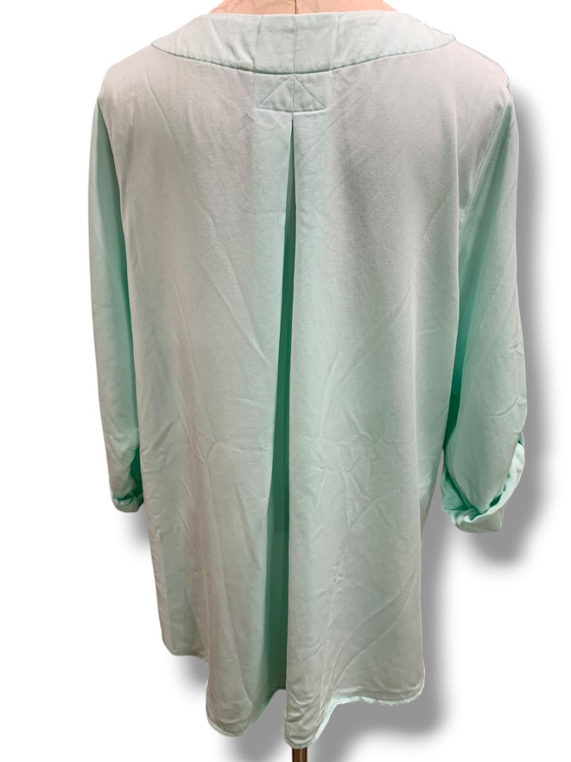 Size 1X Soft Surroundings Womens Aqua Pullover Blouse Shirt V-Neck Roll Tab Sleeves