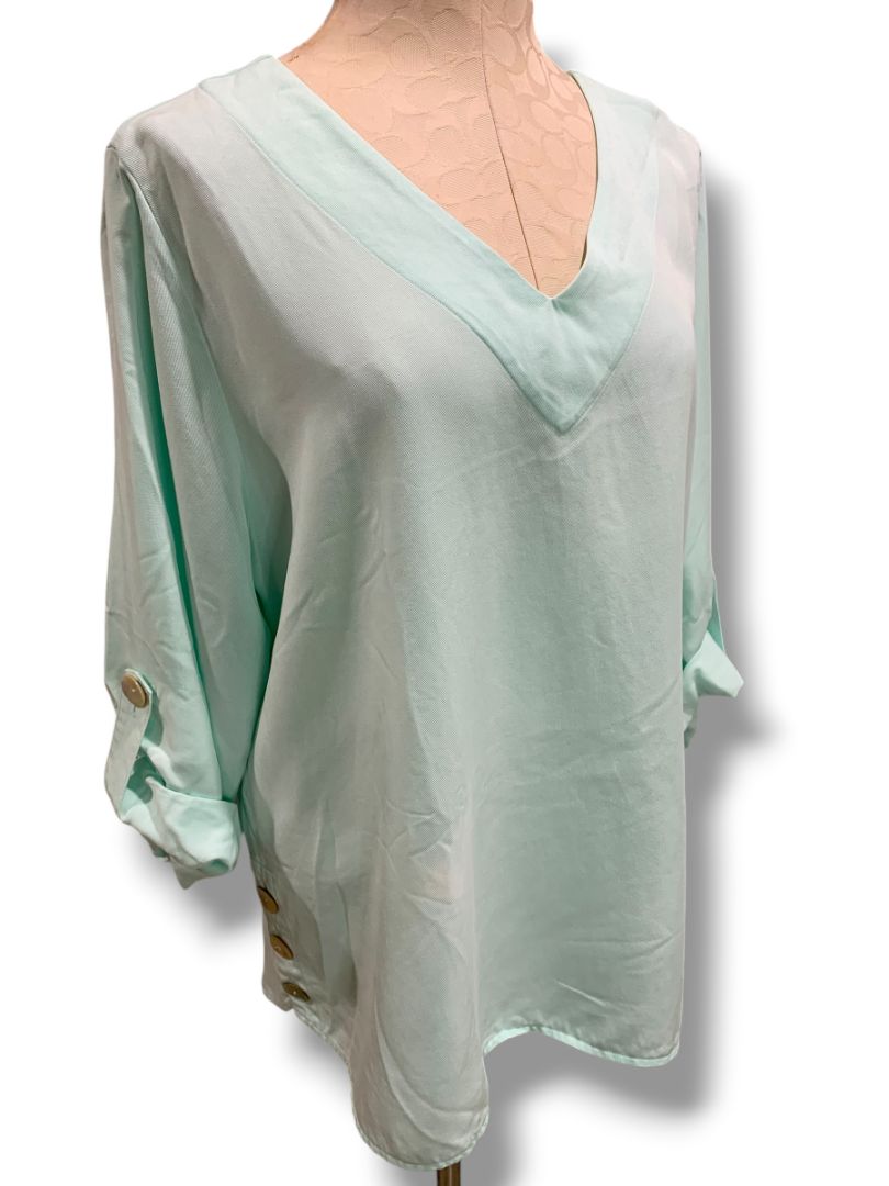 Size 1X Soft Surroundings Womens Aqua Pullover Blouse Shirt V-Neck Roll Tab Sleeves