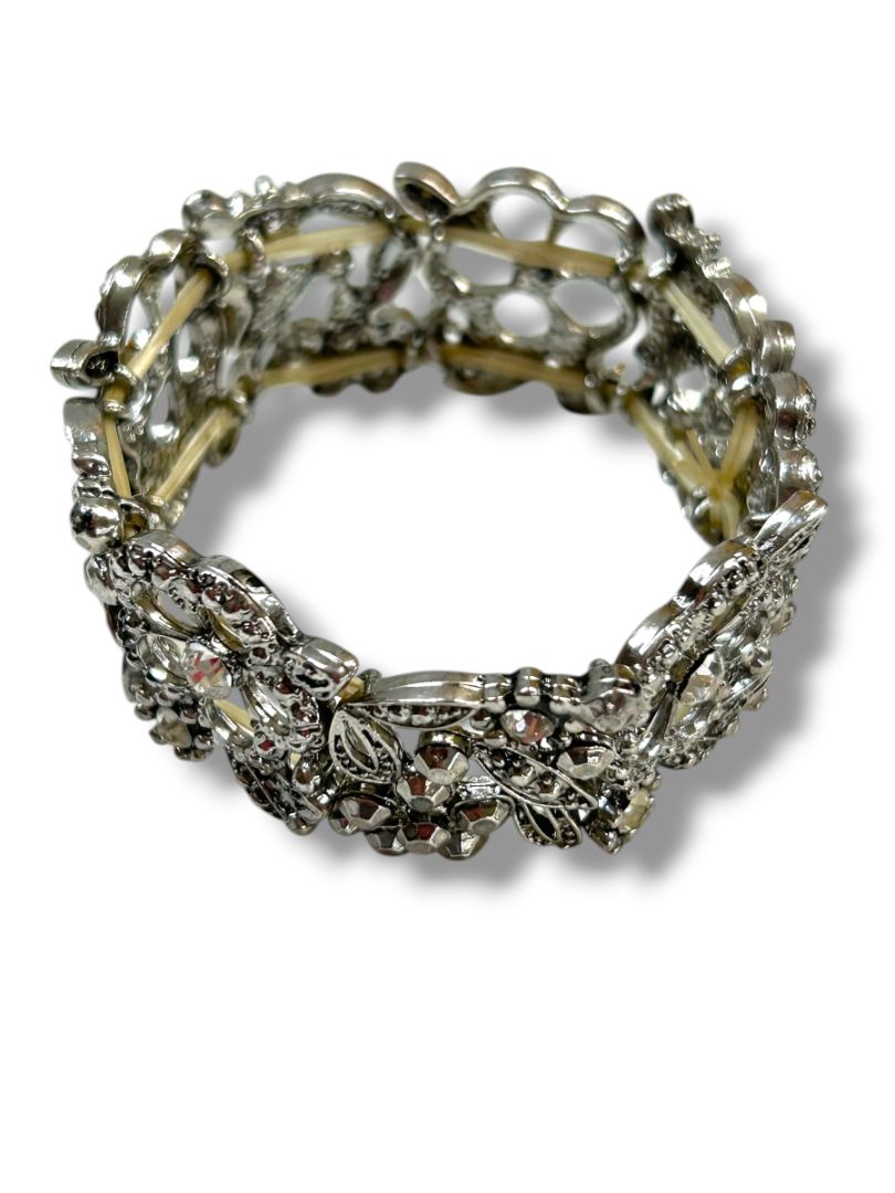 Silvertone Filigree Sparkle Stretch Bracelet Floral 1" Wide
