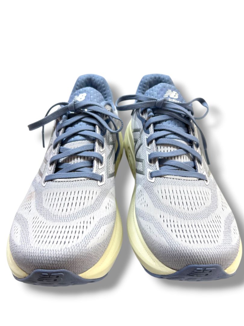 Size 10 New Balance Womens Fresh Foam 880v15 Running Shoes Sneakers Gray Beige
