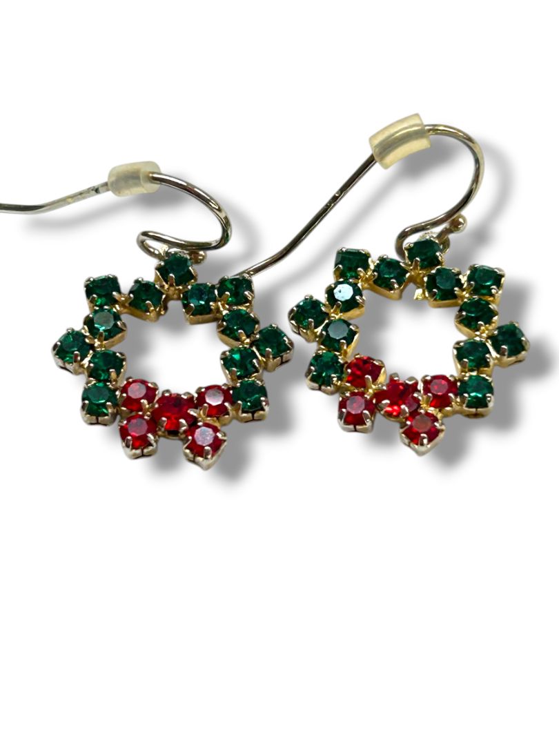 7 Pair Pierced Holiday Christmas Earrings Bells Wreath Candycane Mistletoe