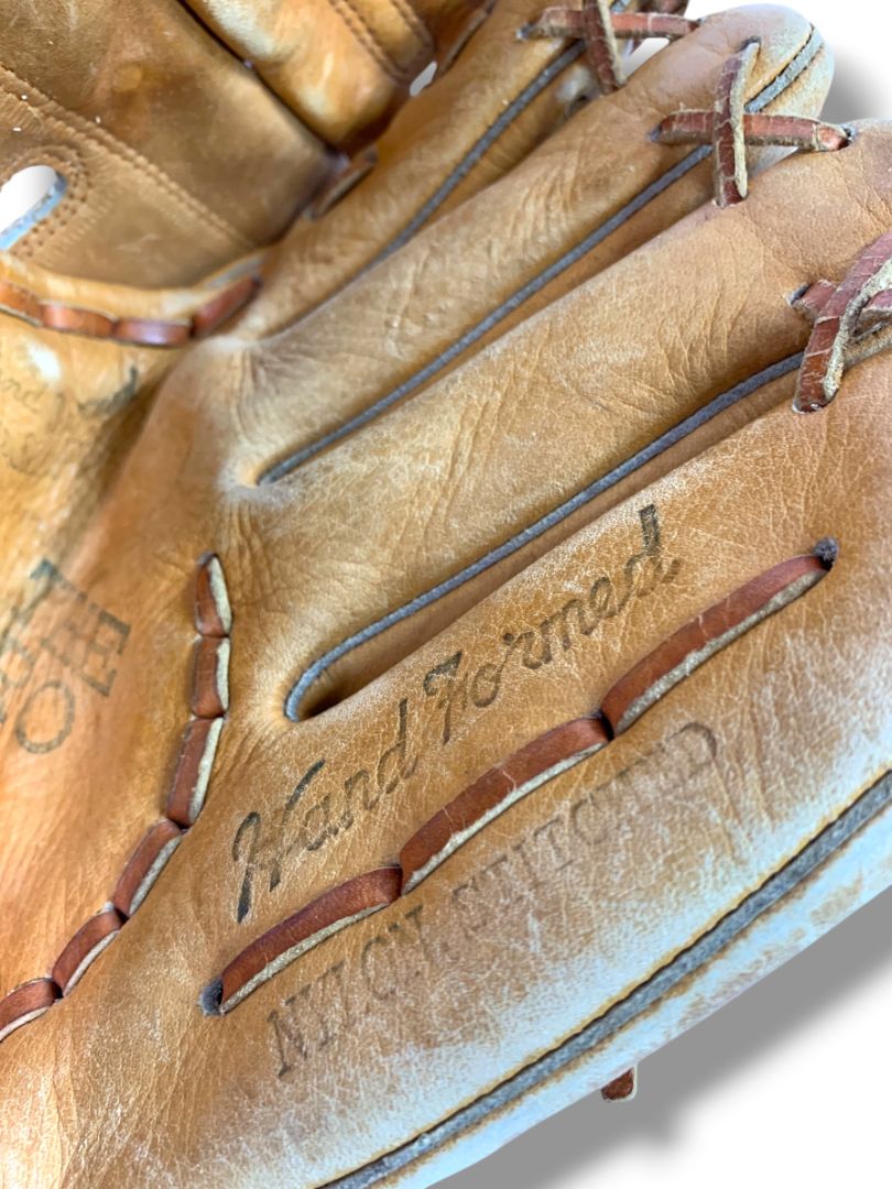 Vintage W Baseball Glove Mitt 10" Leather RHT Right Hand Throw Rawhide Laced