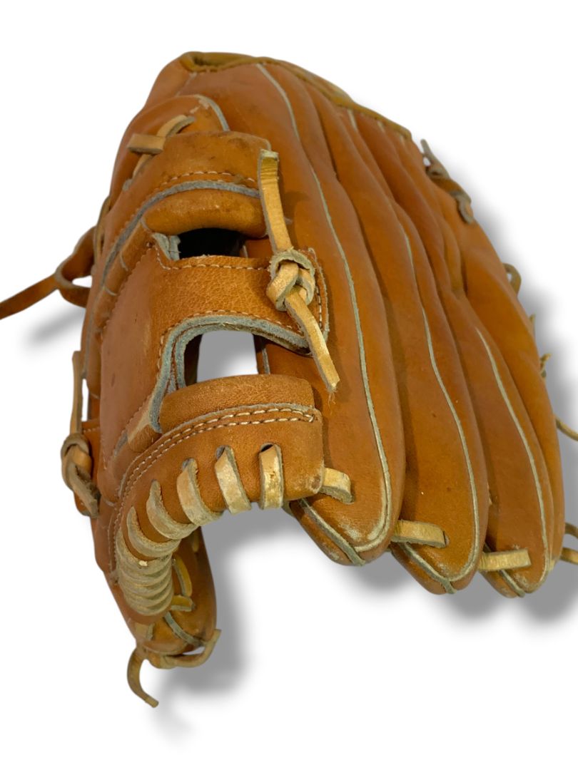 Wilson Baseball Glove Mitt 12" Leather RHT Right Hand Throw A9820