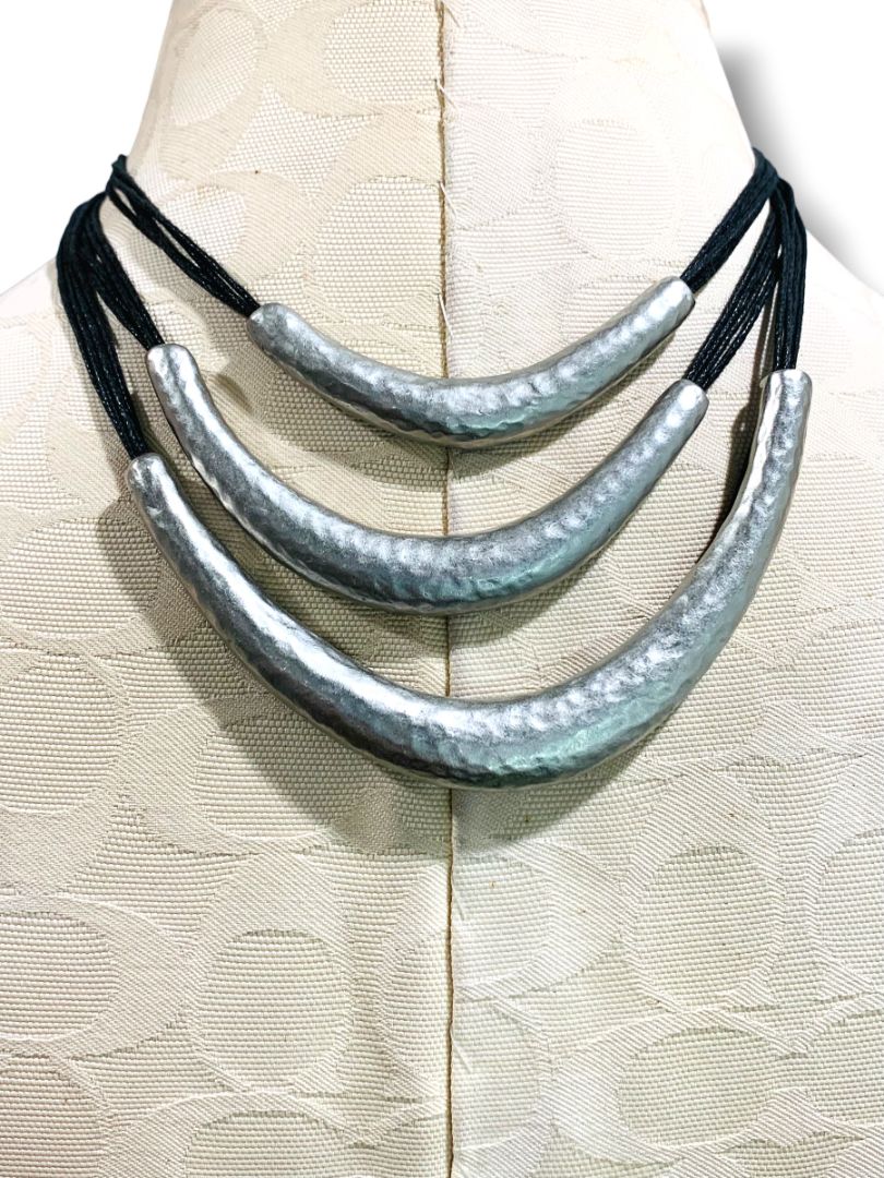 J.Jill Silvertone Hammered Tiered Necklace Drop 7-9"