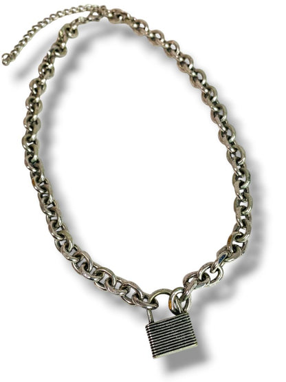 Silvertone Chunky Chain Necklace Padlock Pendant 18"-21" Lobster Clasp