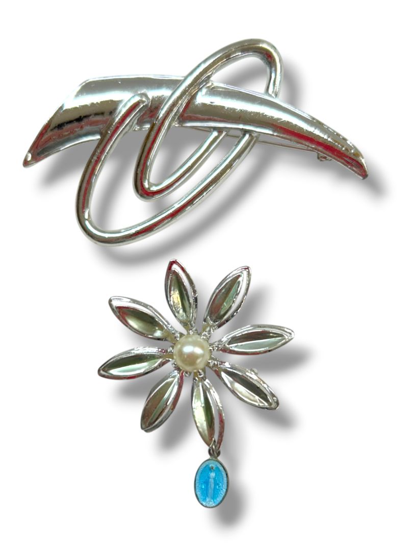 2 Silvertone Brooch Pins Atomic Retro 2" Daisy Virgin Mary Medal 1.5"