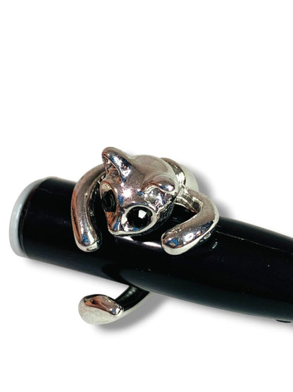 Size 9 Silvertone Cat Ring Figural Black Eyes