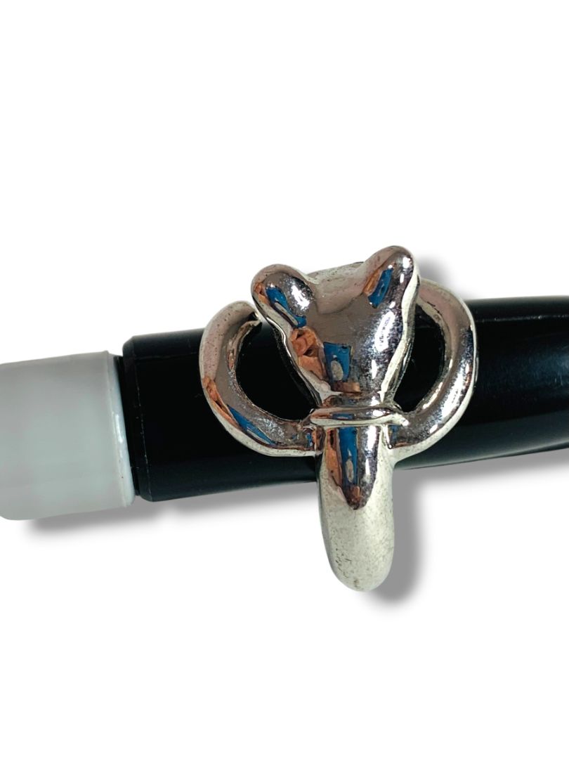 Size 9 Silvertone Cat Ring Figural Black Eyes