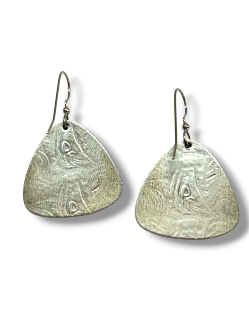 2 Pair Silvertone Pierced Fishhook Earrings Heart 1" Textured Triangle 1.5" Drop