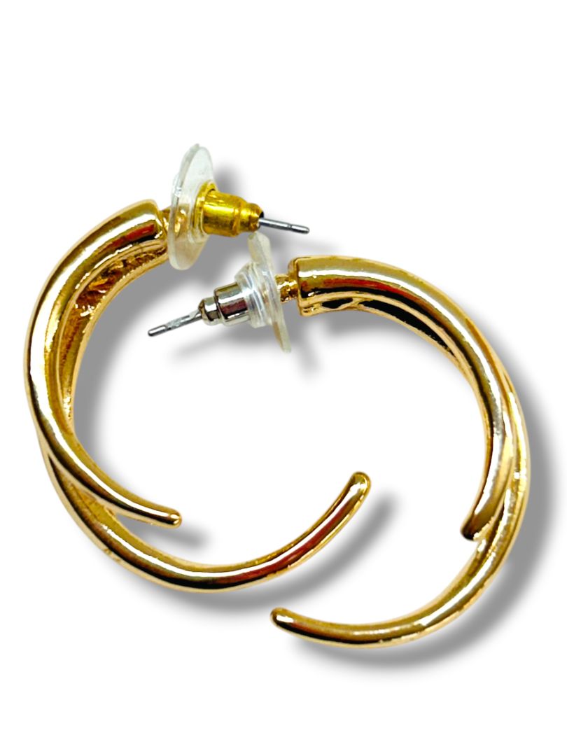 2 Pair of Goldtone Post Pierced Earrings Avon Heart Circle Hoop 1.25-1.5" Drop