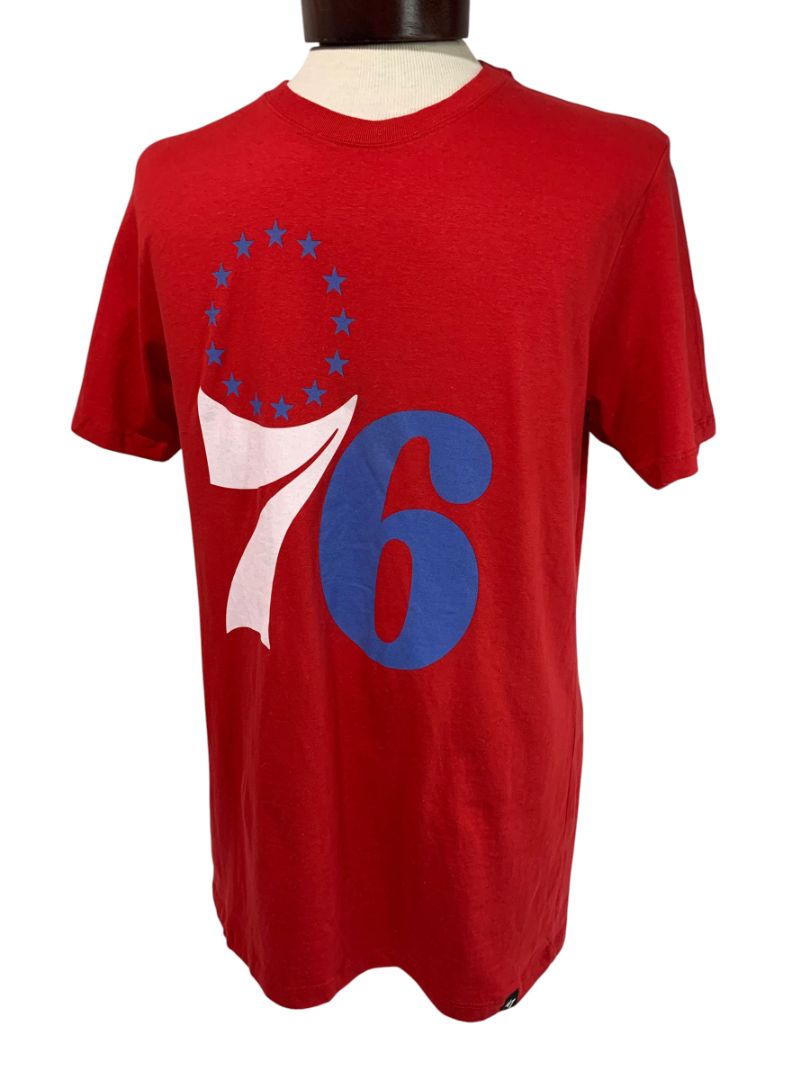 Medium '47 Mens Red Philadelphia 76ers Tshirt