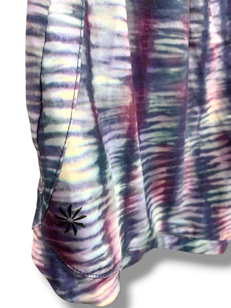 Size XXL (16) Athleta Girl Pull On Athletic Shorts Zip Pockets All Play 3" Short Purple Print