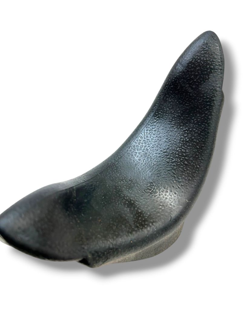 Salon Shampoo Bowl Neck Rest Black Rubbery Crescent Shape