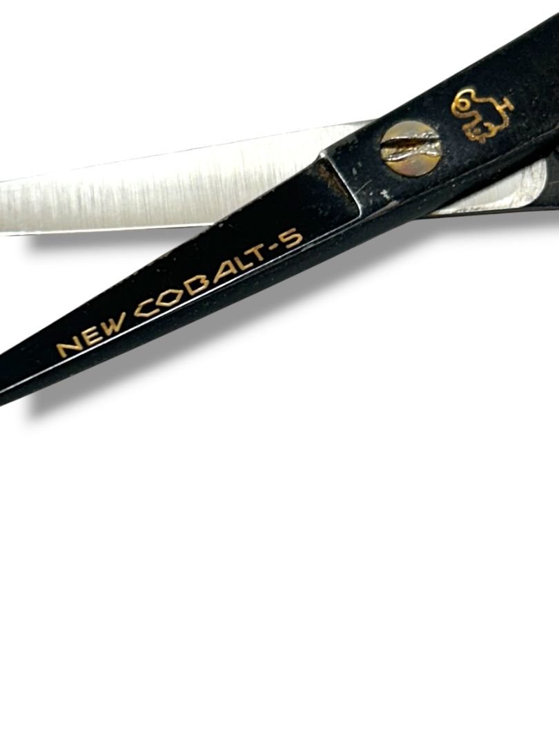 1980s Joewell Tokosha Cobalt 5 Hair Cutting Shears 310760 with Box and Case