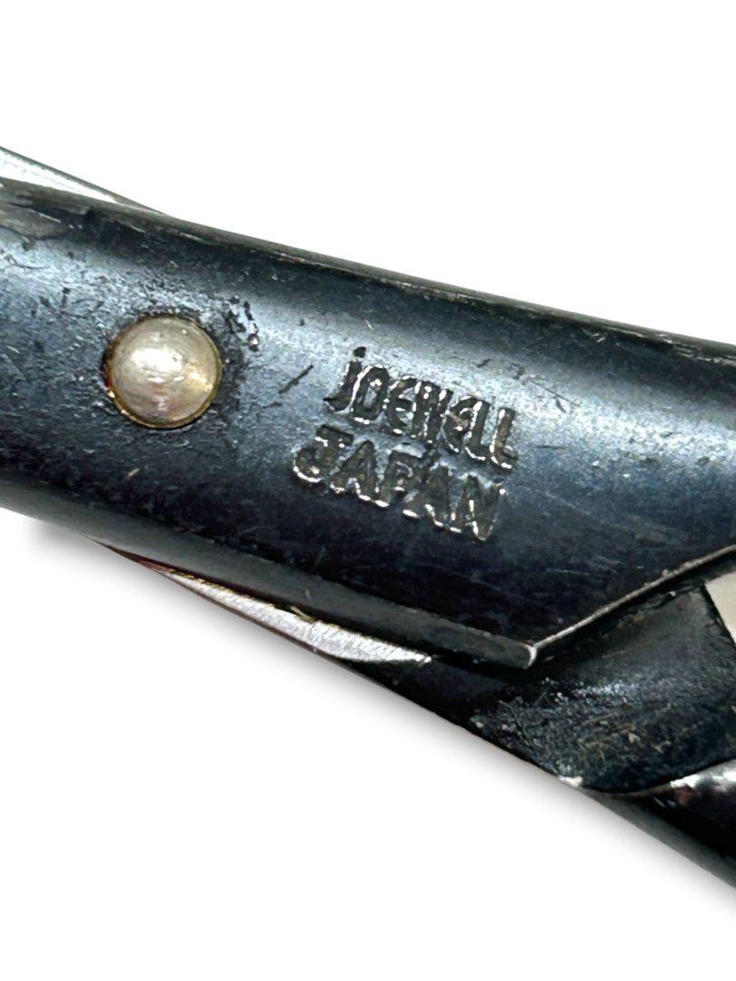 1980s Joewell Tokosha Cobalt 5 Hair Cutting Shears 310760 with Box and Case