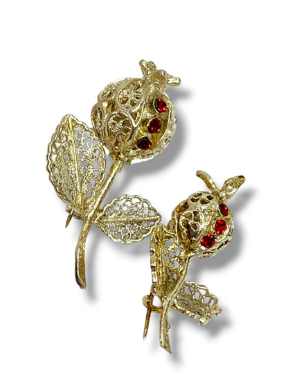 Silvertone Set of 2 Scatter Pins Brooches Silvertone Thistle 1.5"
