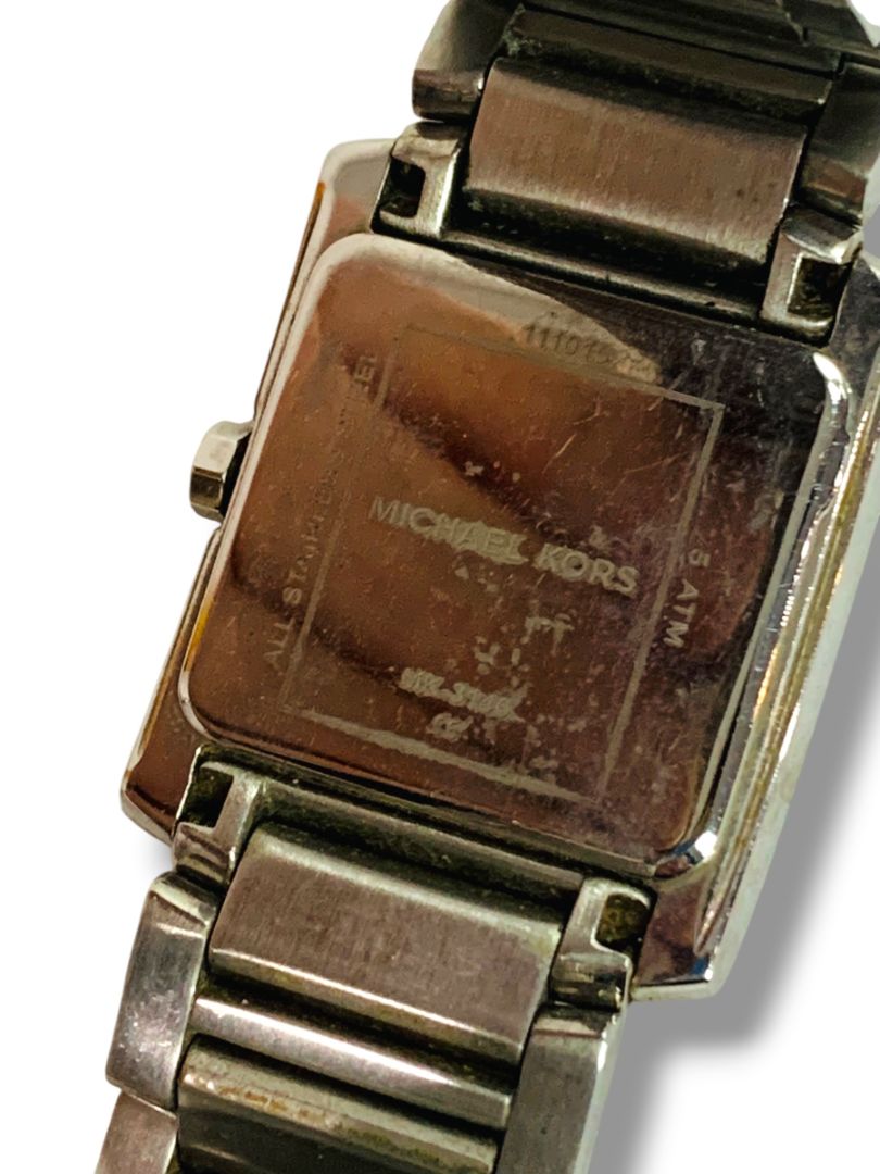 Michael Kors MK-3146 Women Silver Stainless Steel Analog Needs Battery