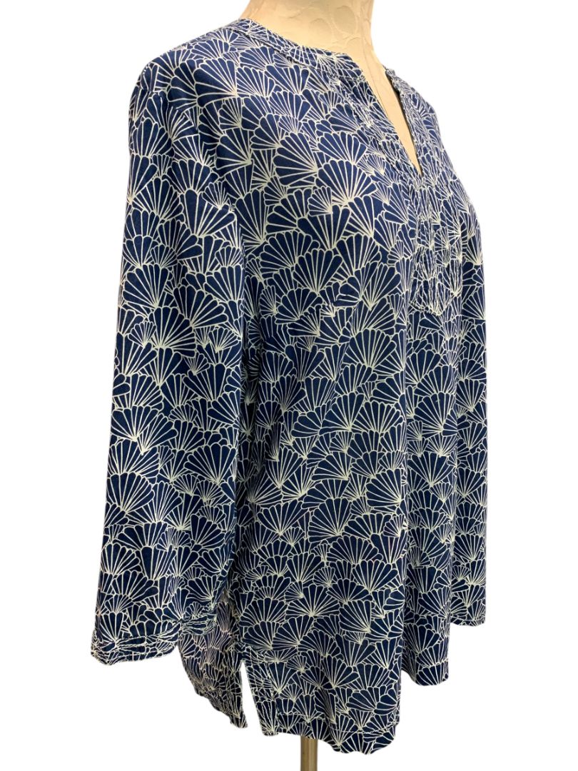 Size XL Talbots Womens Pullover Lightweight Shirt Blouse Blue White