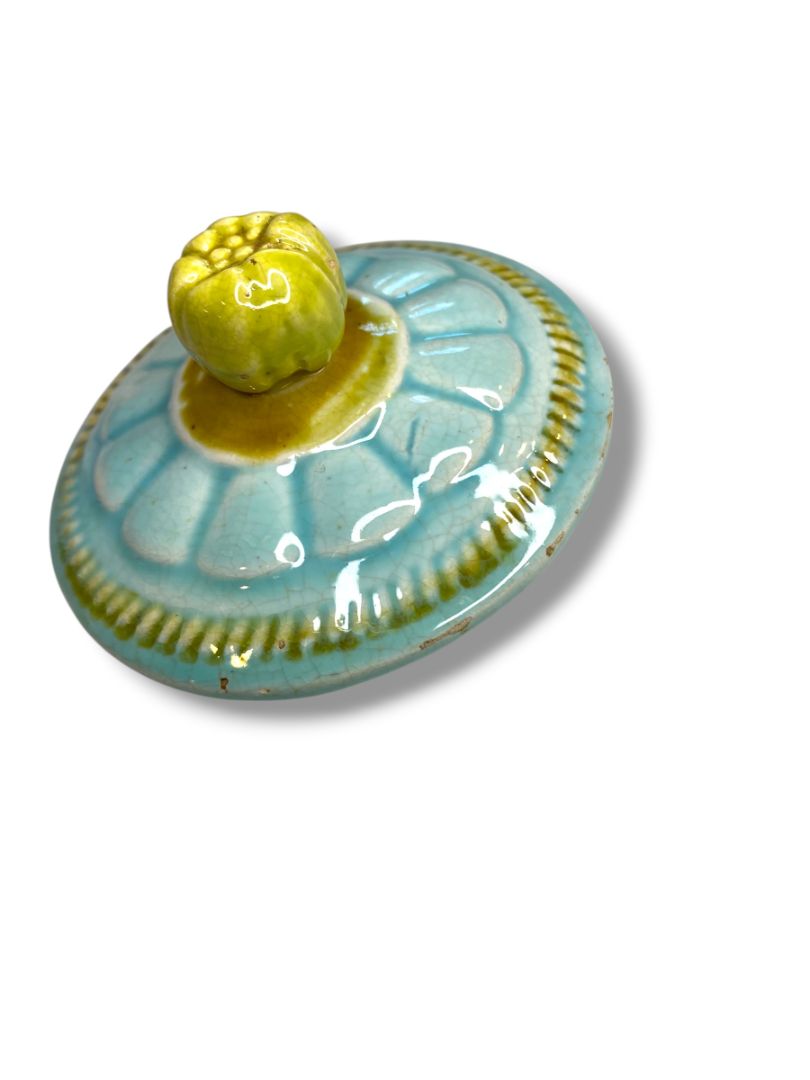 Majolica Water Pond Lily Lid 2.9" Inch Diameter Antique Pottery