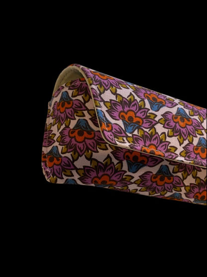 Vera Bradley Hard Eyeglass Case Purple Pink Floral Lotus Magnetic Closure