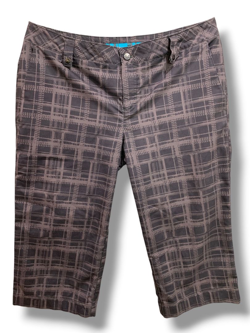 Size 12 Under Armour Performance Womens Golf Capri Pants