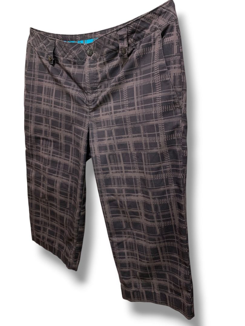 Size 12 Under Armour Performance Womens Golf Capri Pants