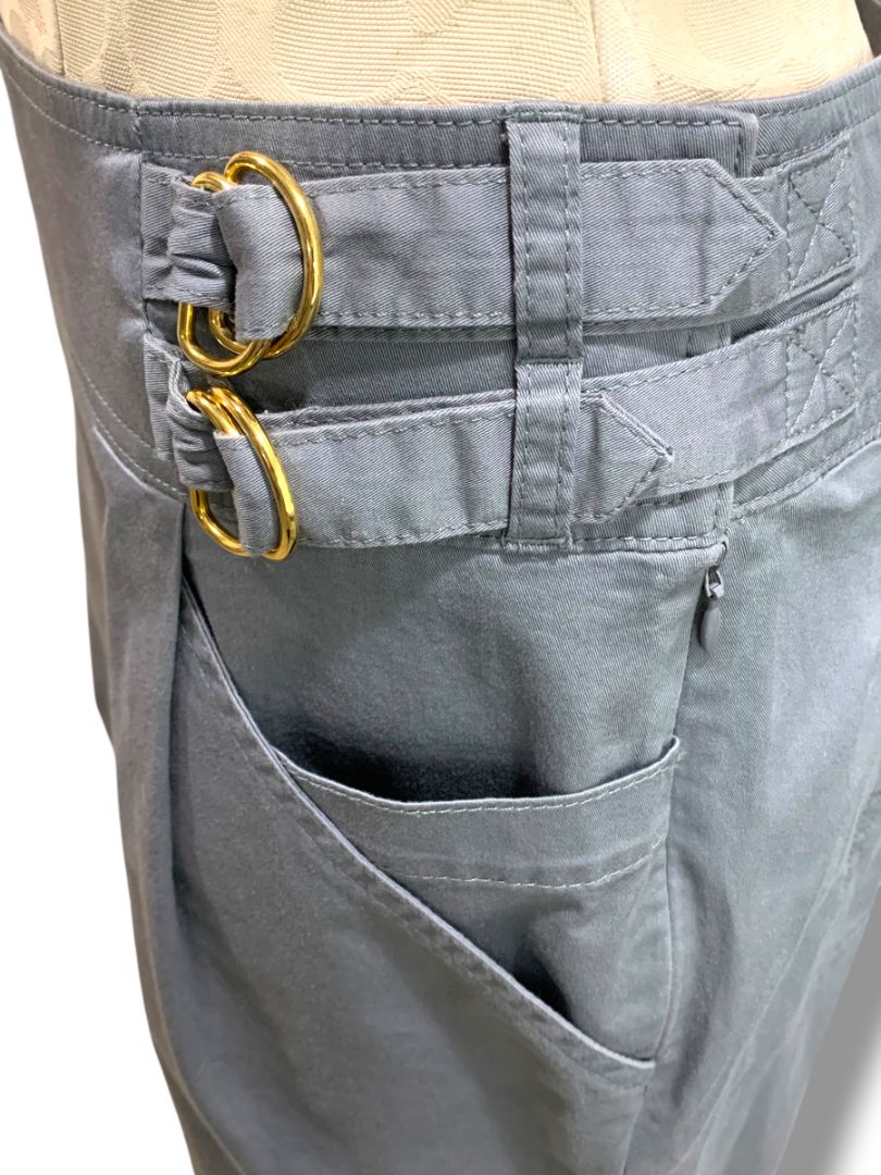 Size 8 Marc by Marc Jacobs Gray Skirt Pockets D Ring Buckle Detail