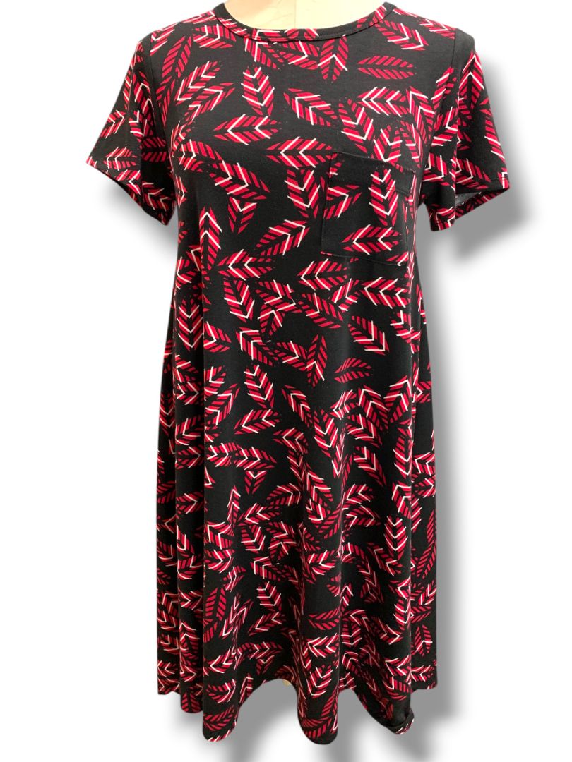 Small LulaRoe Feather Print Carly Dress Black Red Hi Lo Hem